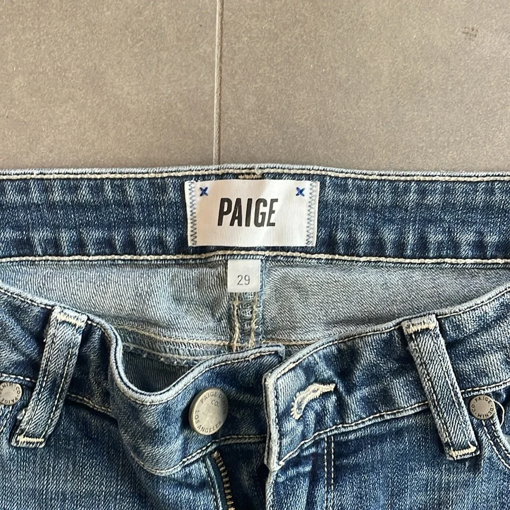 Paige Jimmy Jimmy crop jeans
Sizes 29
Good quality - Picture 3 of 6